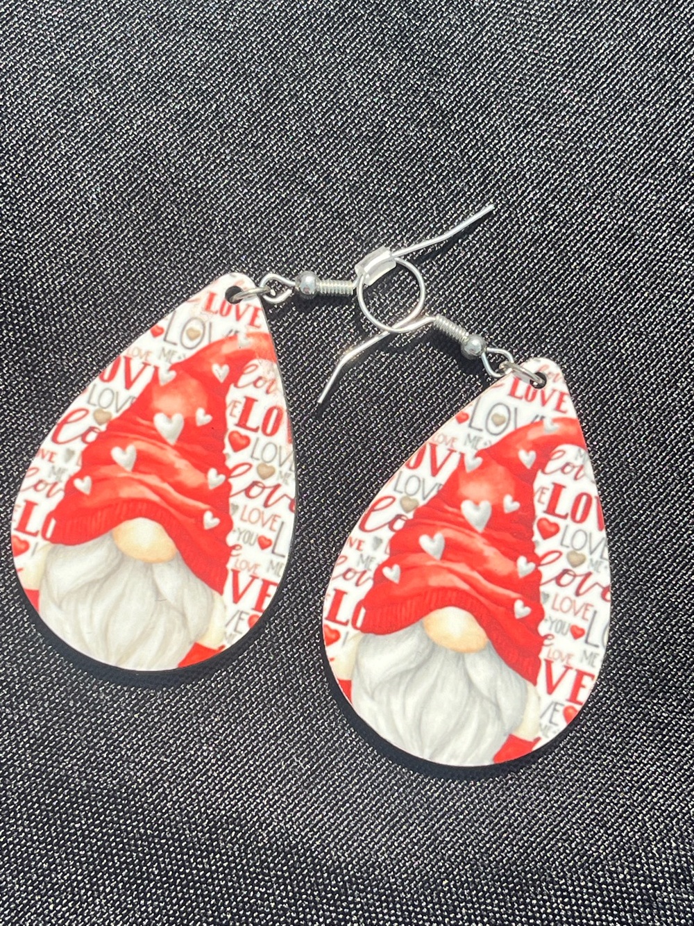 Nombe Christmas earrings